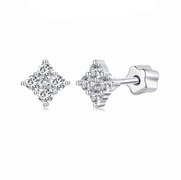Brinco trevinho tarraxa baby Moissanite 0.027ct Prata 925