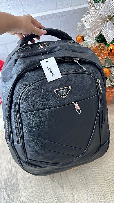Mochila preta USB couro Eco 1803