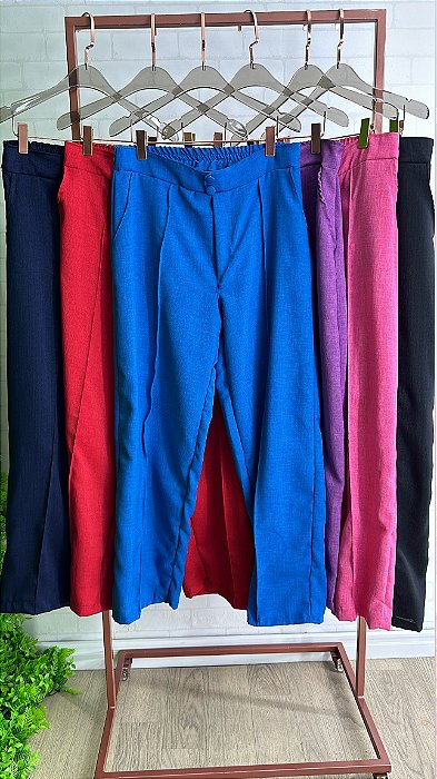 Calça plus em linho básica