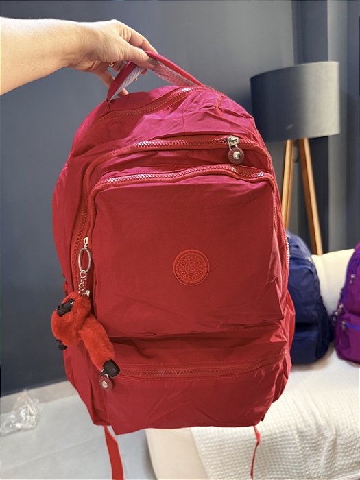 Mochila grande c/macaco (unissex)25-40