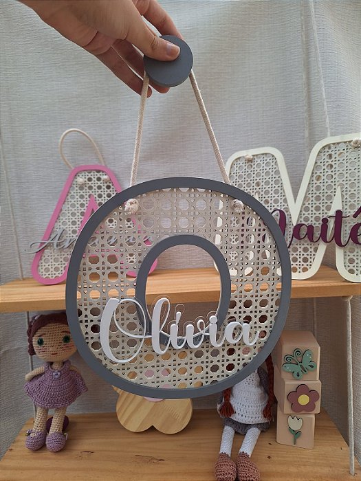 Letra Rattan Porta Maternidade com Nome - 20cm
