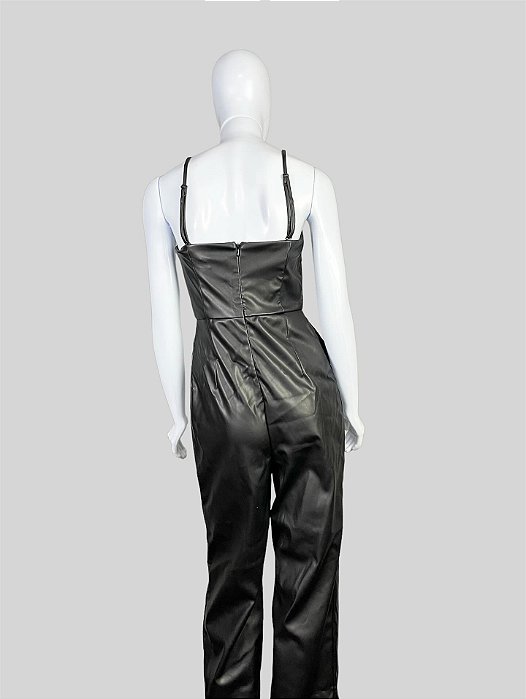 Macacão de couro preto