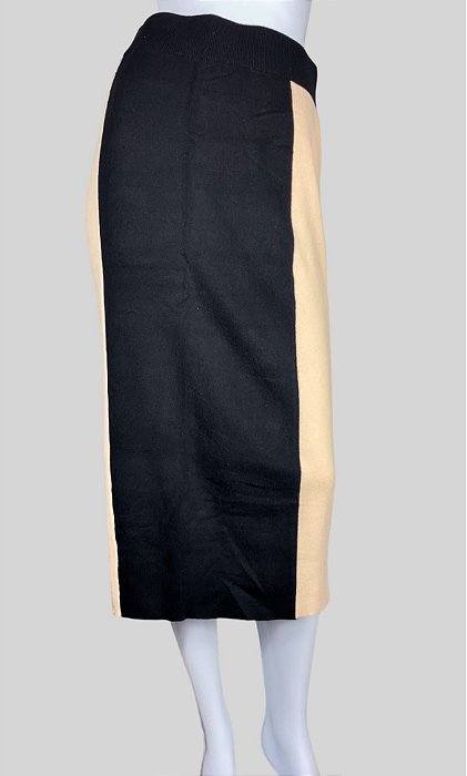 Saia preto com dourado