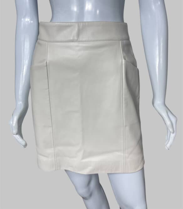 Saia PU liso bege claro TAM 36