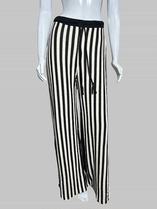 CALÇA PRETA LISTRADA TAM P CÓD. 078
