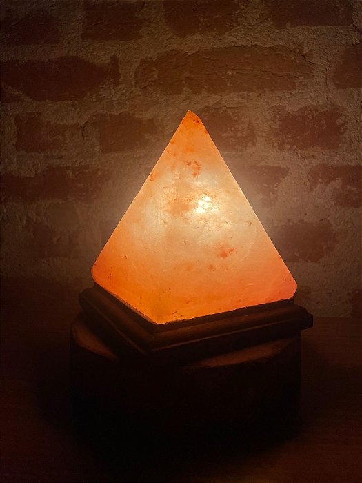 Luminária de Sal Rosa do Himalaia - Pirâmide