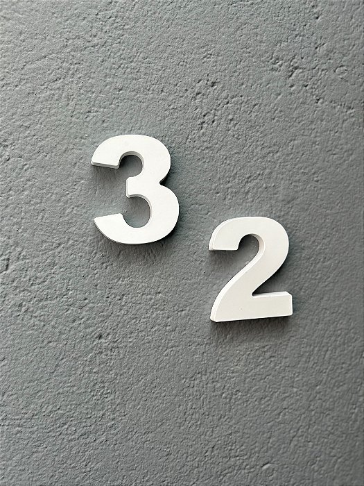 Kit 2 Números Residenciais 15cm Branco 3D Caixa Alta