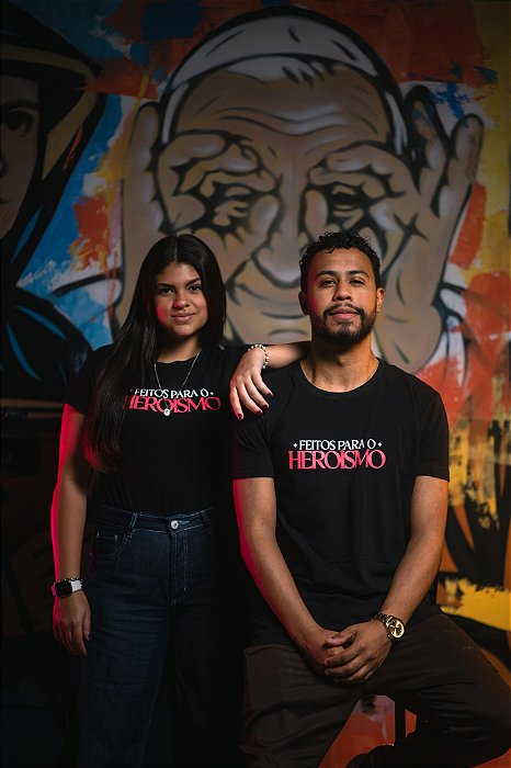 Camiseta feitos para o heroismo Long Line