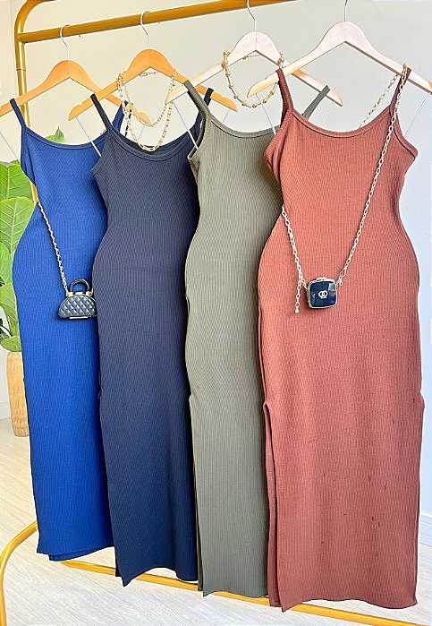 Vestido Longo Com Fenda