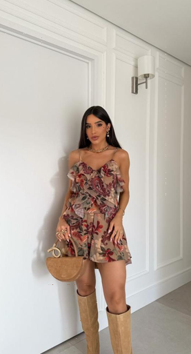 Vestido Curto Nude de Alça