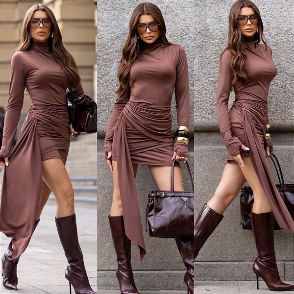 Vestido Curto Manga Longa De Gola