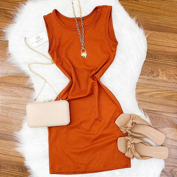 vestido regata canelado