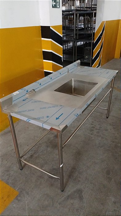 MESA DE ENCOSTO VINCADA 304 1750X700X900MM C/ CENTRAL 50X40X25MM CONTRAVENTADA - SULFISA NOVA