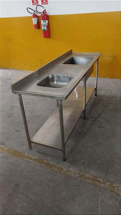 MESA DE ENCOSTO VINCADA INOX 304 1900X600x950MM 2CB'S L/E 15X30MM LD 25X40MM PRAT LISA
