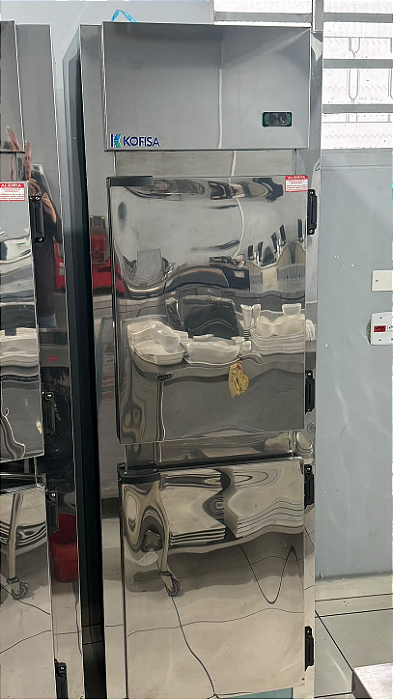 REFRIGERADOR VERTICAL 2 PORTAS KOFISA INOX/GALVANIZADO 660x620x1940