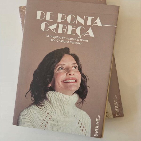 Livro de Ponta Cabeça | Cristiane Bertoluci