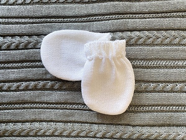 Luvinha em tricot Branca