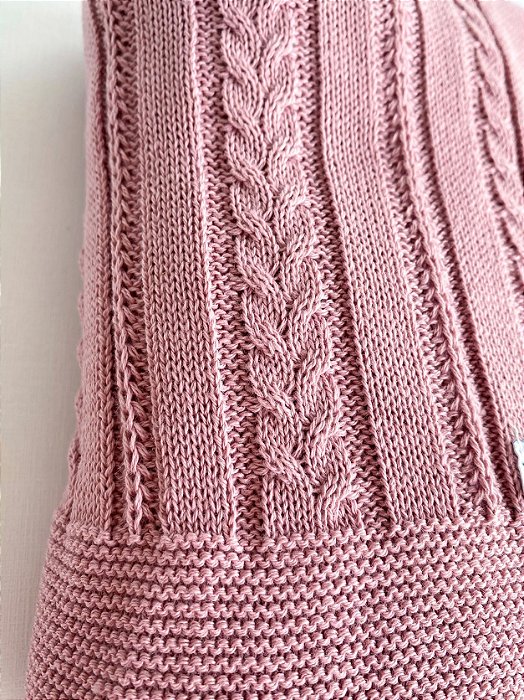 Manta Trançada em tricot rosé