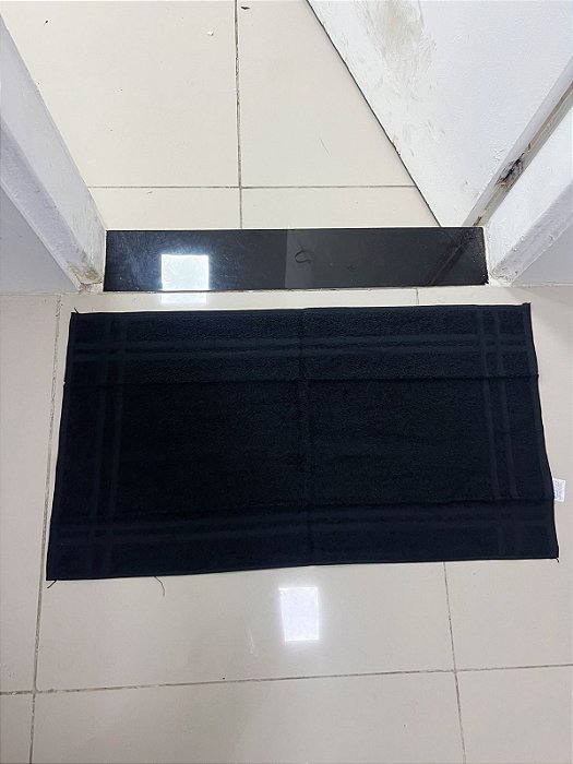 Toalha de Piso Charme 70cm x 44cm