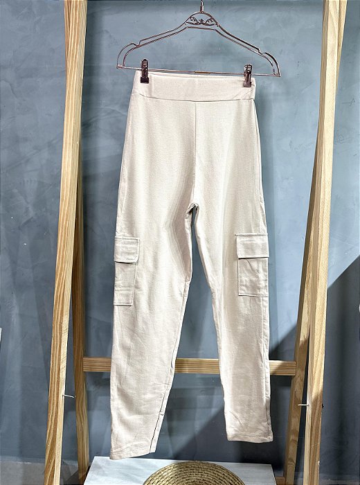 Calça Cargo Style