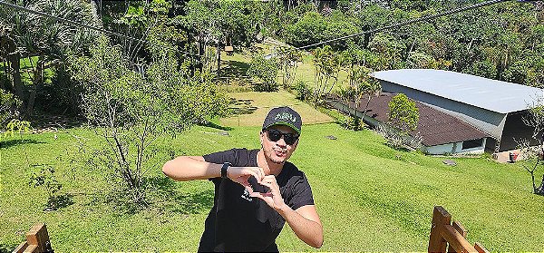 Boné estilo Trucker | Preto com ARU verde limão