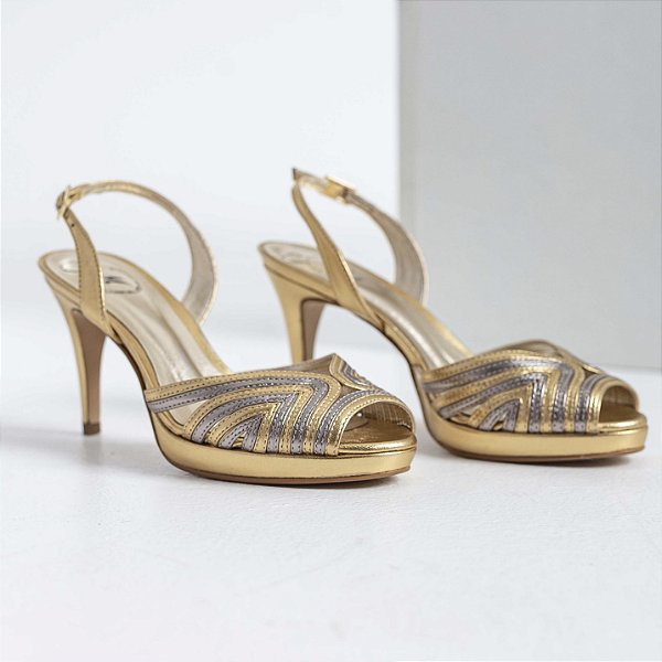 Sandália dourada com prata - Marianna Machado - Sapatos e Acessórios Noivas  e Festas