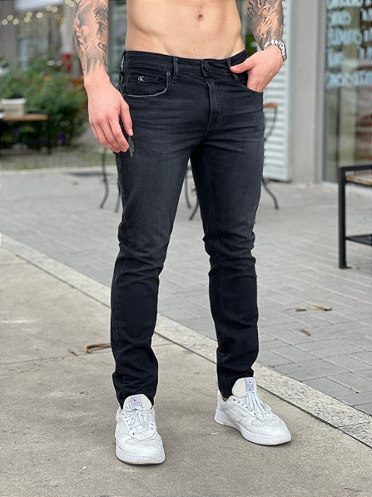 Calca Jeans Super Skinny Ziper Traseiro Preto - KS MULTIMARCAS