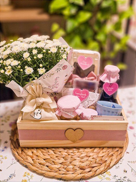 Cesta de Café da Manhã Laços de Luz