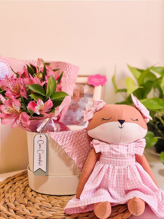 Cesta Maternidade Boneca de Pano Rosa