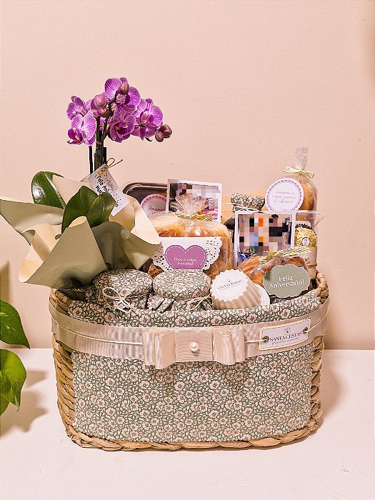 Cesta de Café com Orquídea