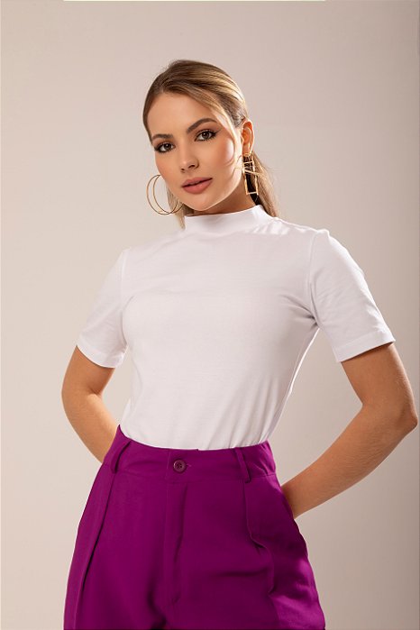 T-shirt Gola Alta Gabi Branca Algodão Egípcio