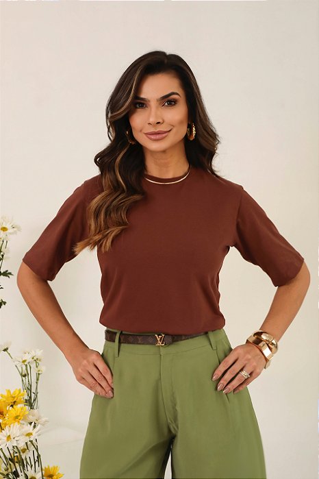 T-shirt Gola Redonda Paula Marrom Algodão Egípcio