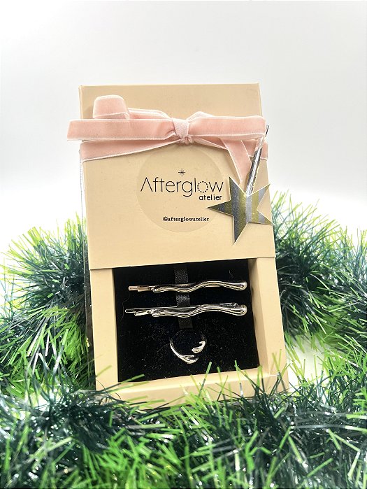 Kit Natal Joy to the World Anel Hug Semijoia banhada a Ouro 18K ou Ródio