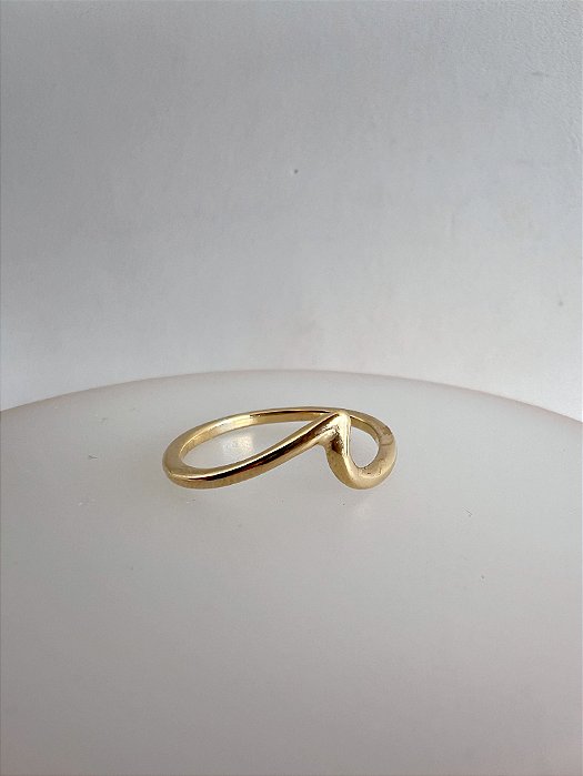 Anel Golden Wave Banhado a Ouro 18k