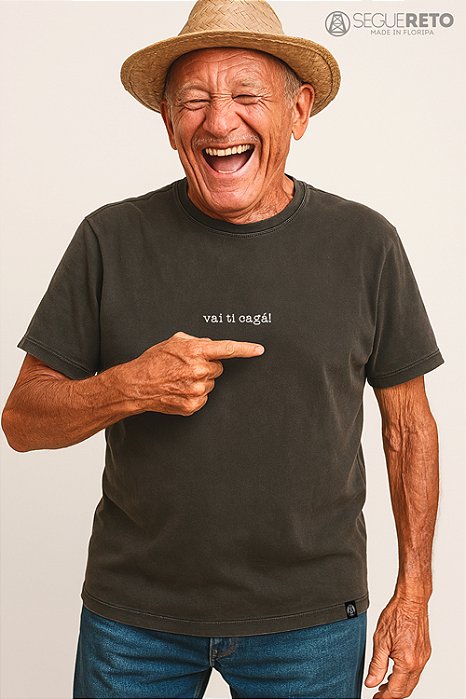 Camiseta Minimalista - Vai Ti Cagá!