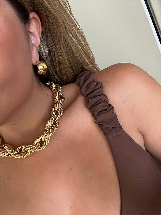 Maxi Colar Grosso Torcido Dourado