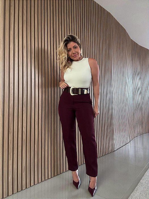 Calça Alfaiataria Marcela Vermelho Bordô