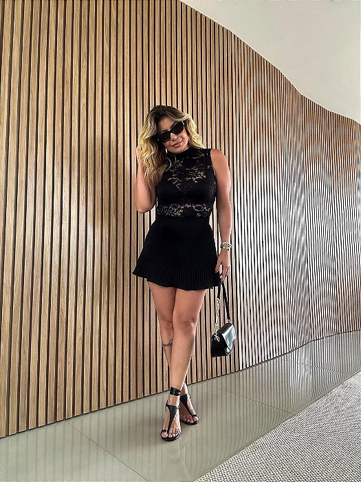 Short Saia Plissado Ilhéus Preto