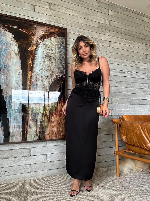 Saia Midi Cetim Jeri Preta