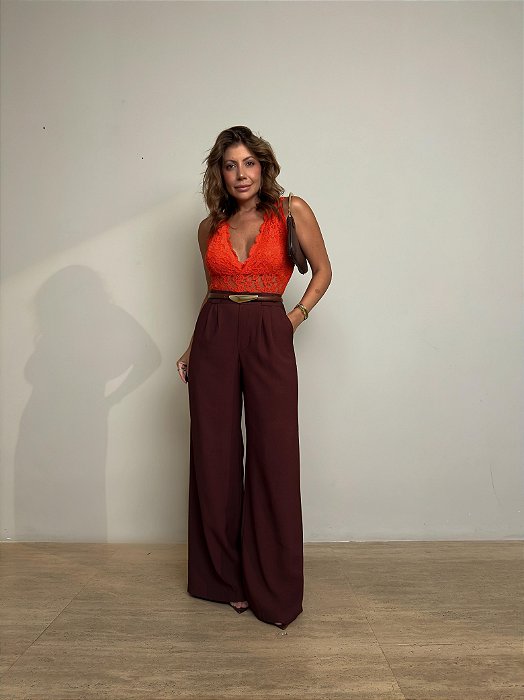 Calça Alfaiataria Pantalona Aurélia Marrom