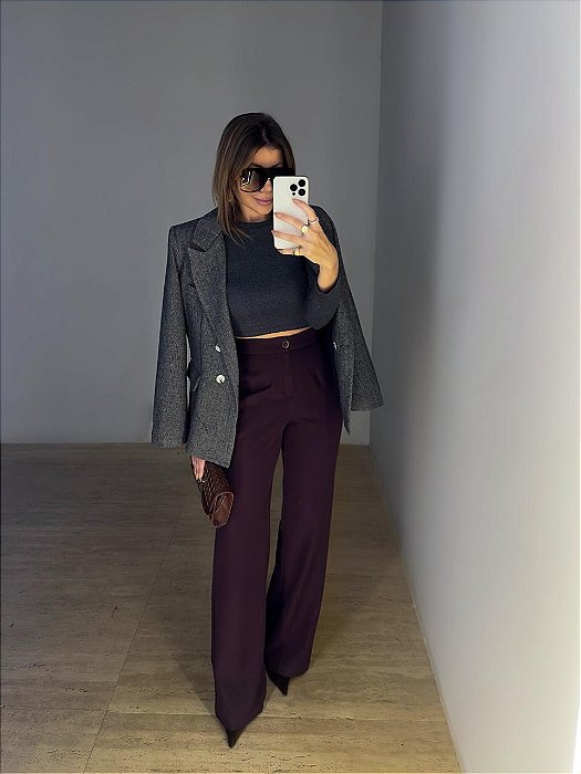 Calça Alfaiataria Reta Leonie Roxo Uva