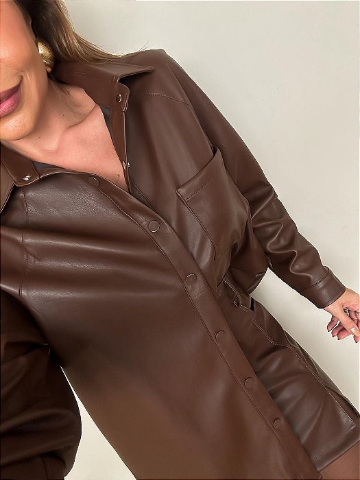 Maxi Camisa Courino Valenza Marrom Chocolate