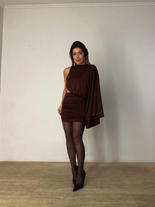 Vestido Curto Manga Ampla Novera Marrom