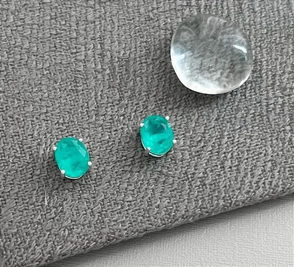 Brinco Oval Pedra Verde
