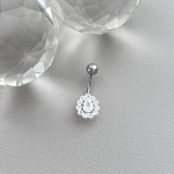 Piercing de Umbigo Gota com Zircônias em Volta