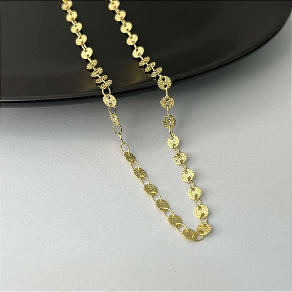 Choker Elos Vazados e Plaquinhas