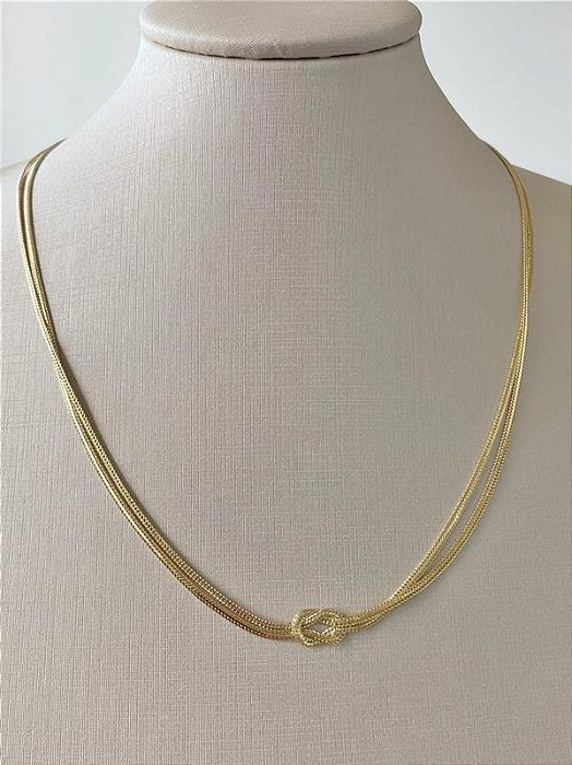Choker Fita em Nó