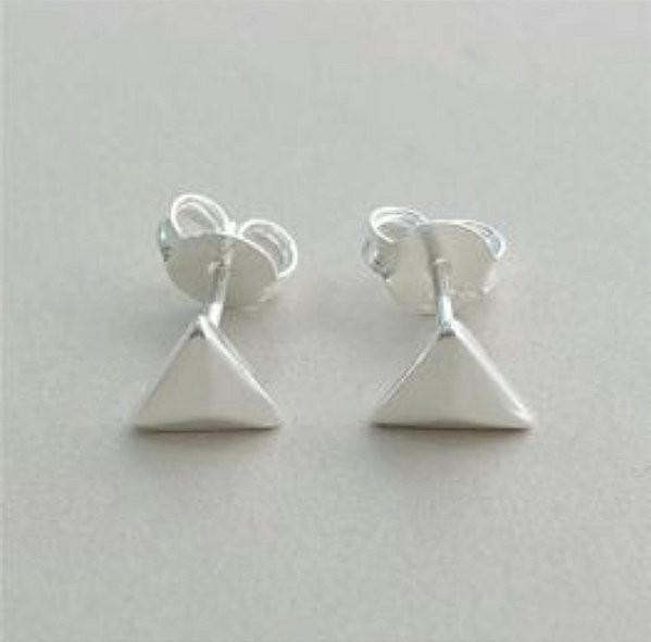 Brinco Triângulo Pequeno