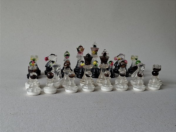 Peças Xadrez Café e Flores