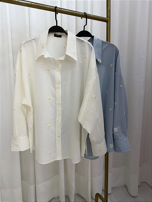 Camisa Bordada Margaridas